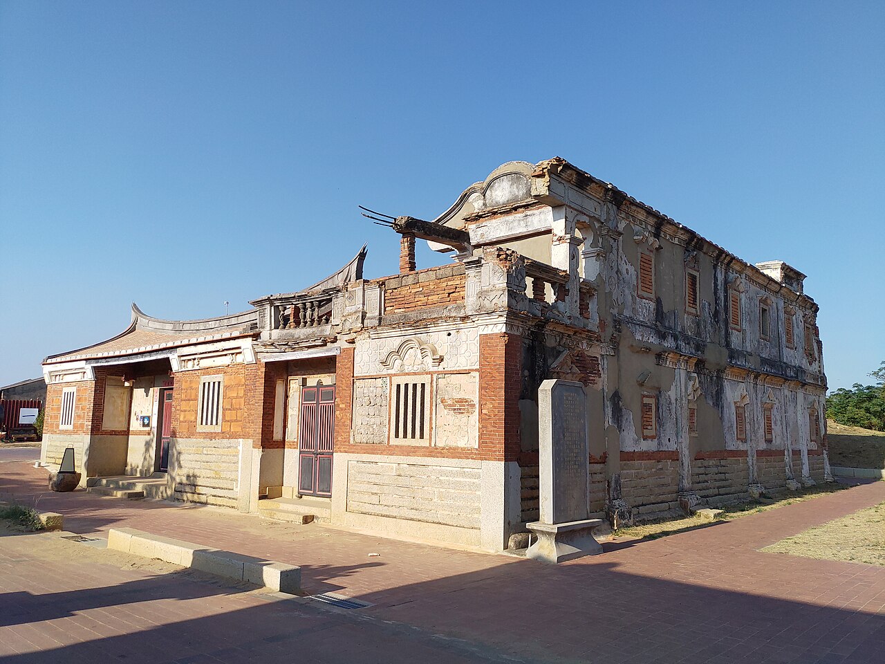 古寧頭北山古洋樓 · Beishan Western-style House